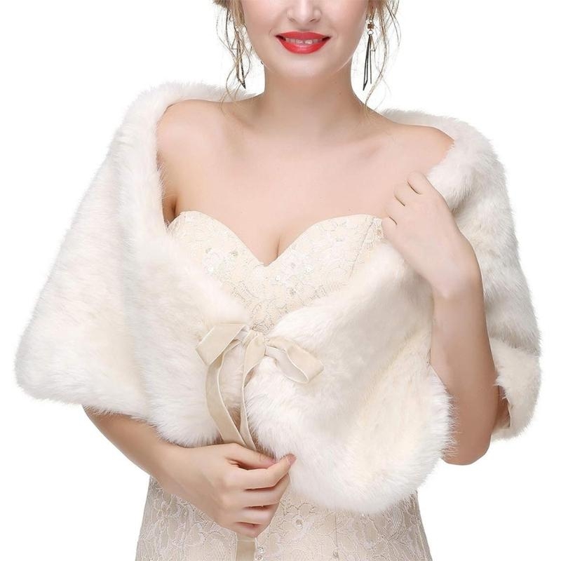 652F Sophisticated Faux Furs S - Stole Wedding Shawl avis et prix