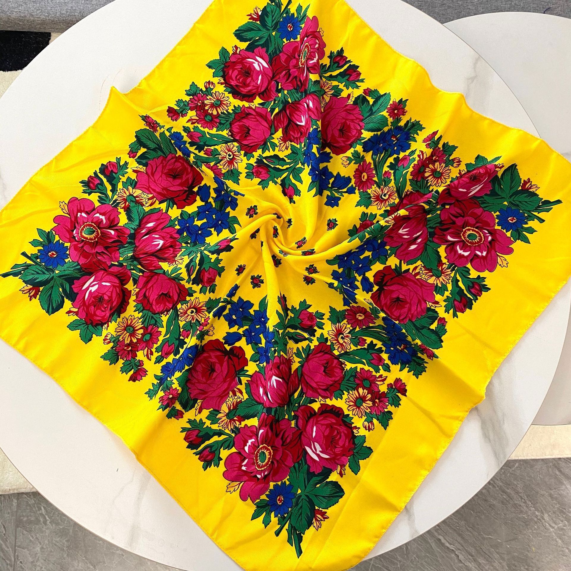 70*70cm Russian Floral Square  - Bandana Cotton avis et prix