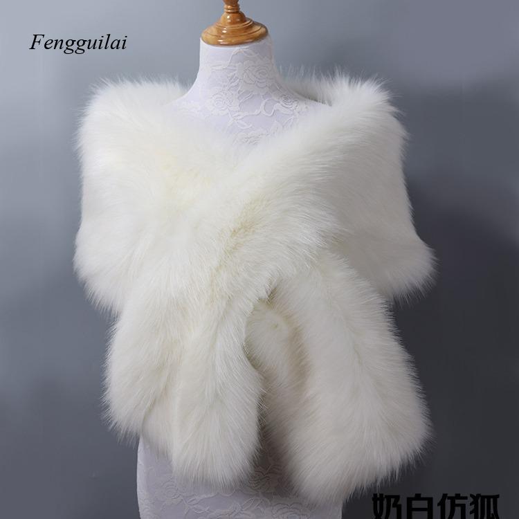 Women's White Faux Fur Shawl B - Stole Wedding Shawl avis et prix