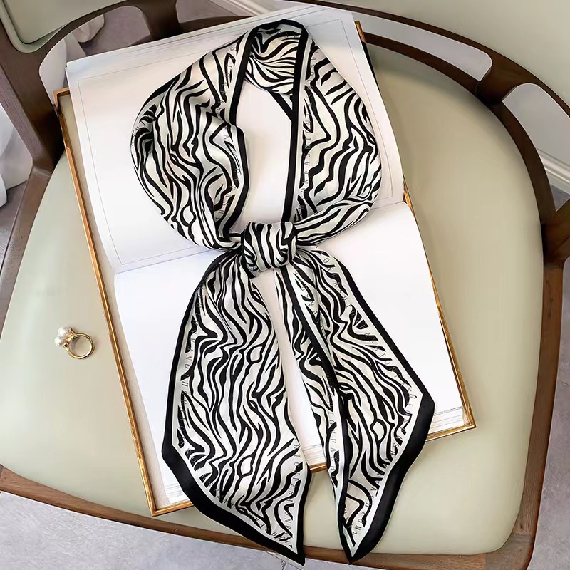Luxury Zebra Print Silk Square - Silk Tie Striped avis et prix