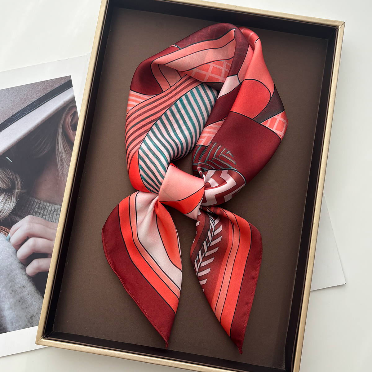 Luxury Square Scarf For Women  - Silk Neck Scarf avis et prix