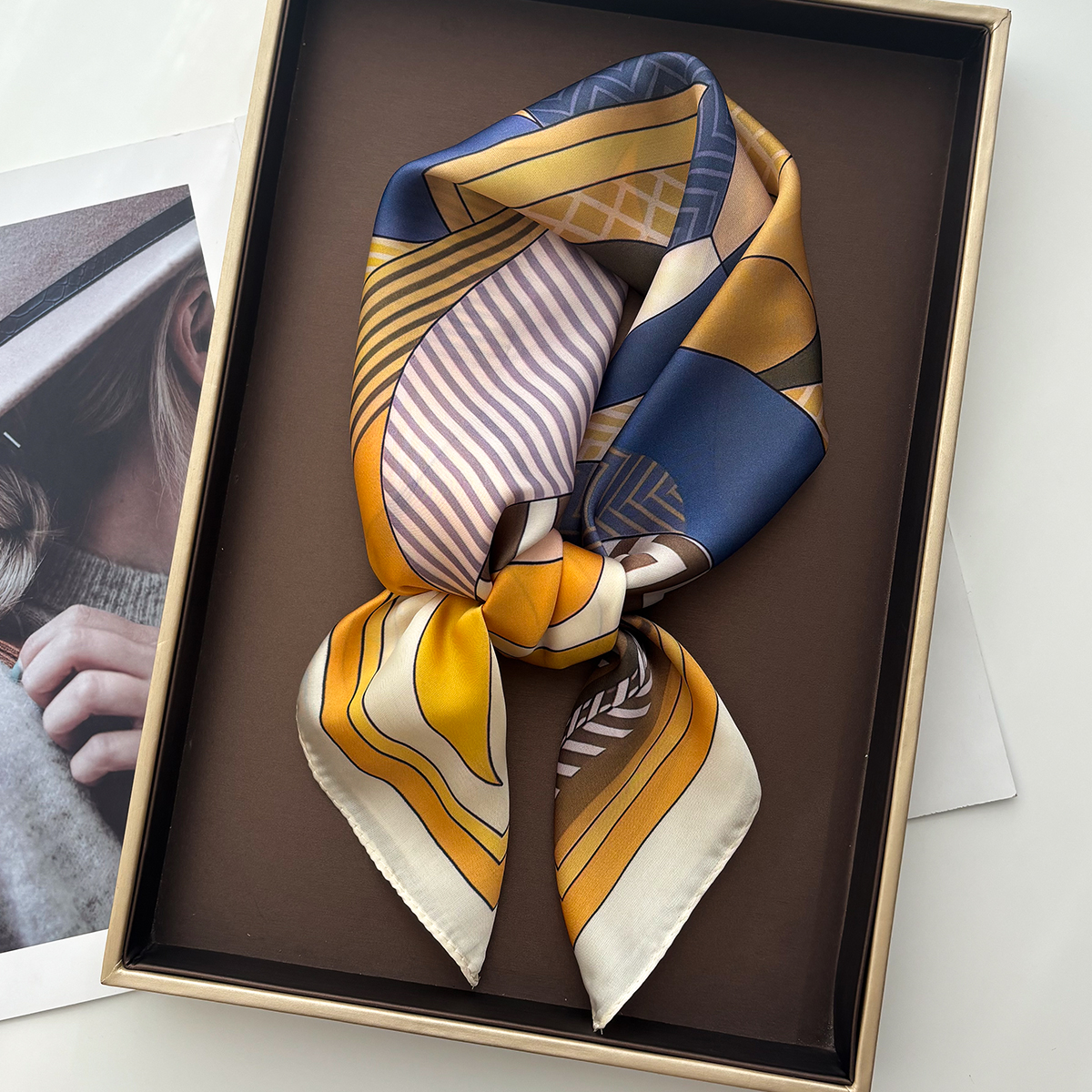 Luxury Square Scarf For Women  - Silk Neck Scarf avis et prix