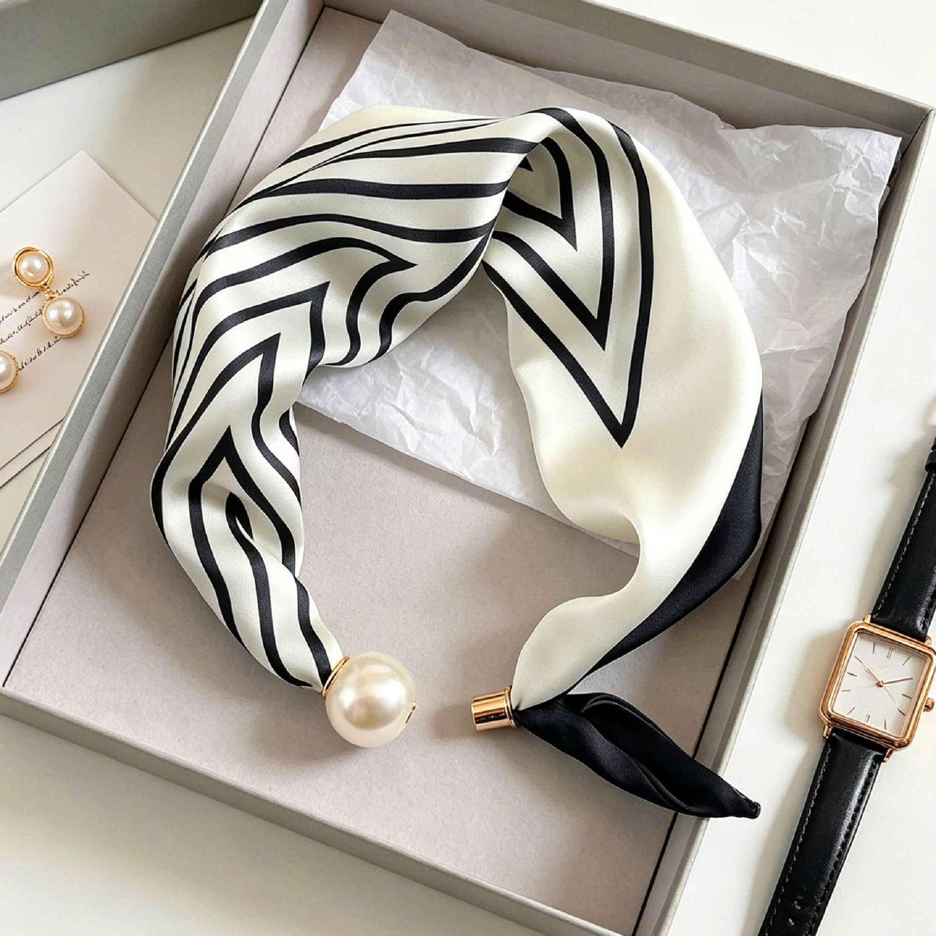 Elegant Chic Pearl Stripe Scar - Ascot Neck Scarf avis et prix