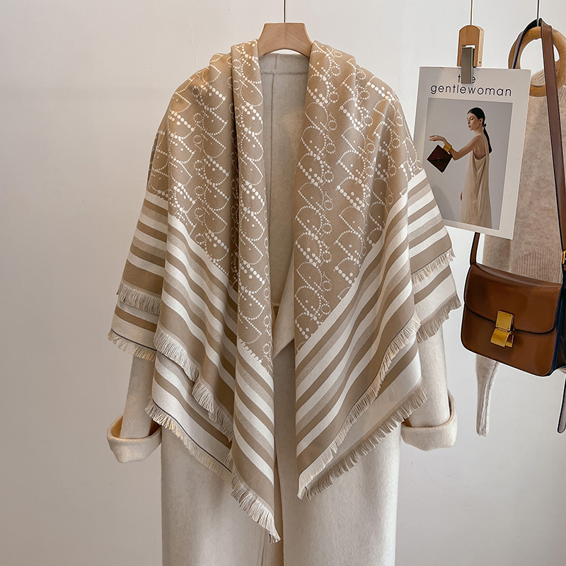 Elegant Striped Design Scarf I - Woven Scarf Blanket avis et prix