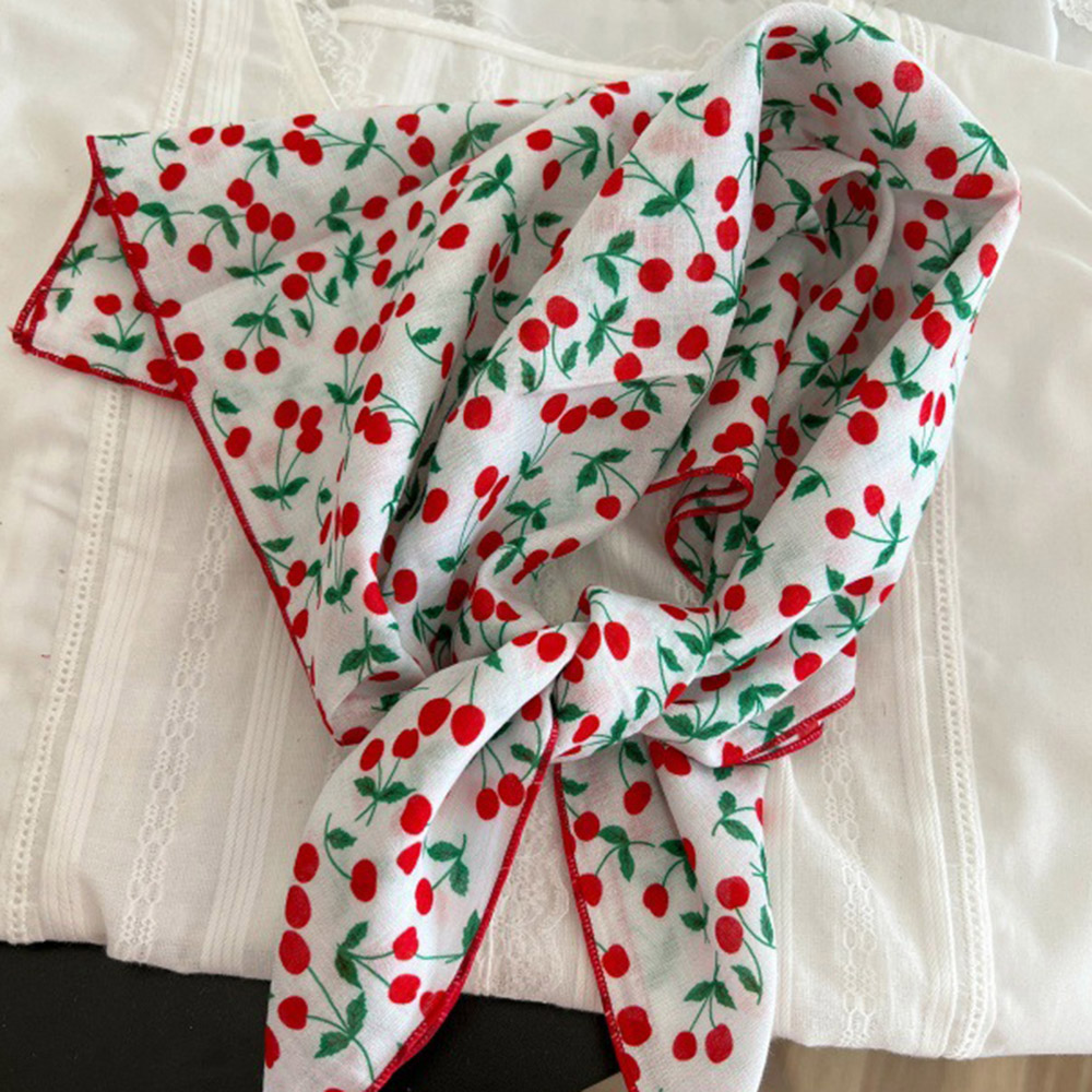 Multi-Colored Polka Dot Cherry - Bandana Cotton avis et prix
