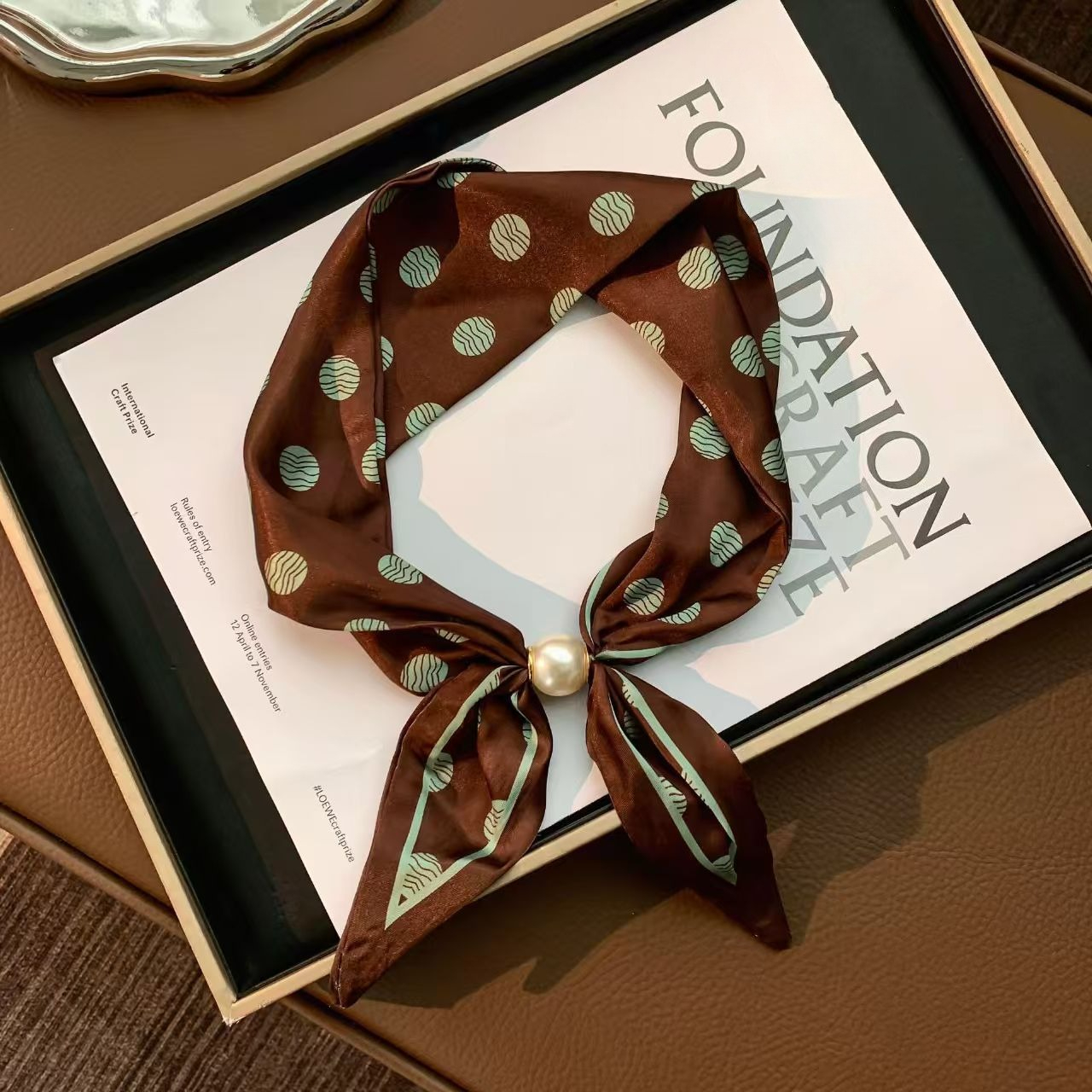Korean Style Elegant Pearl Mag - Ascot Neck Scarf avis et prix