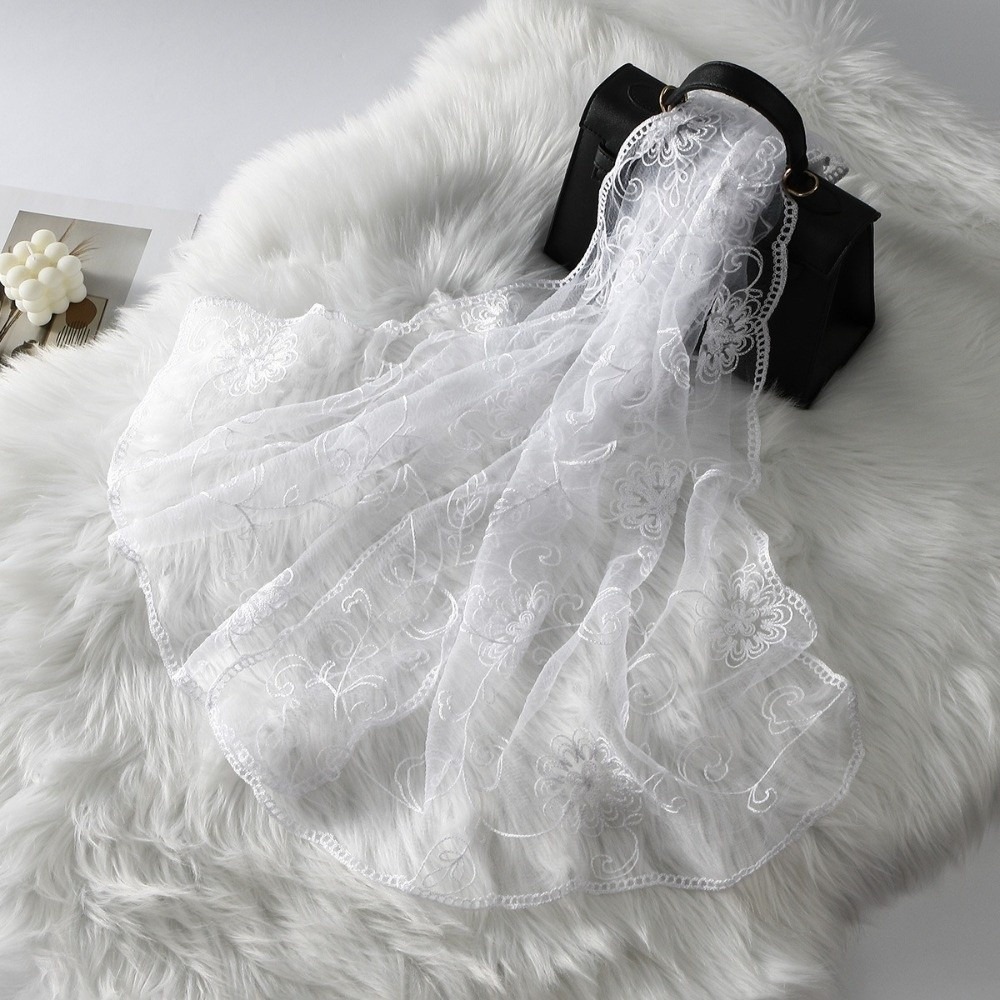 Lace Scarf Embroidered Floral  - Stole Wedding Shawl avis et prix